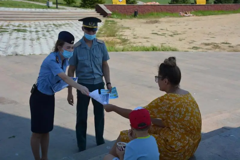 Ранее судимых за тяжкие преступления и неблагополучные семьи проверяют полицейские СКО