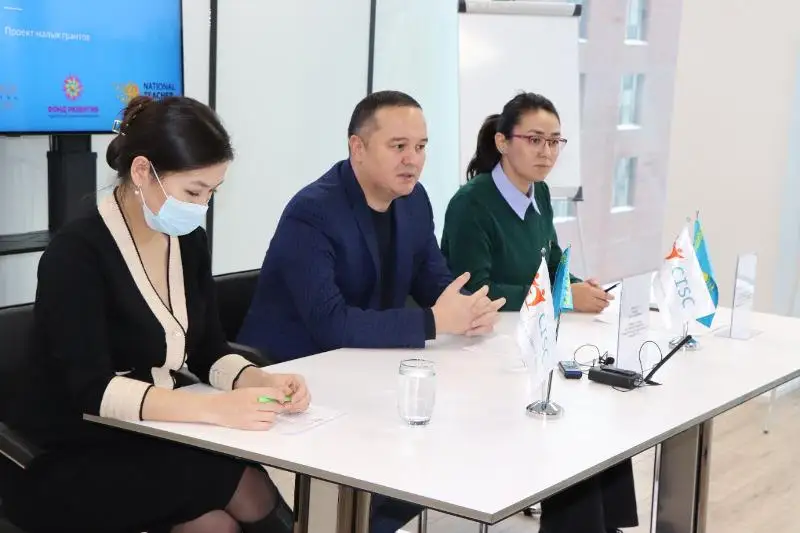 30 школ Казахстана получили по миллиону тенге в рамках проекта Barine bilim