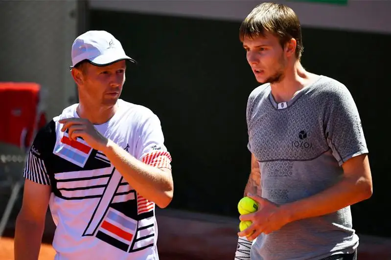 Теннисисты Бублик и Голубев проиграли французам на старте парного турнира Олимпиады-2020