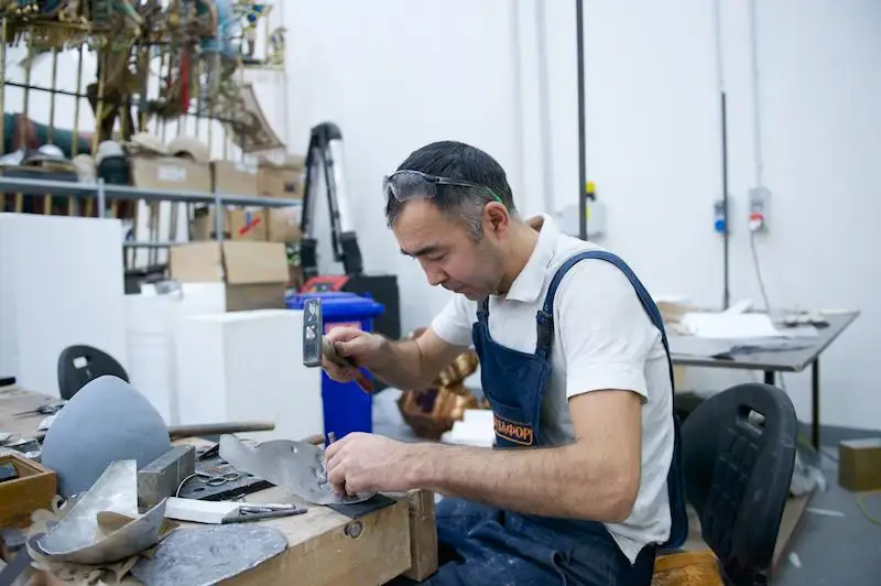 Глаза боятся – руки делают: как работают бутафоры «Астана Опера»