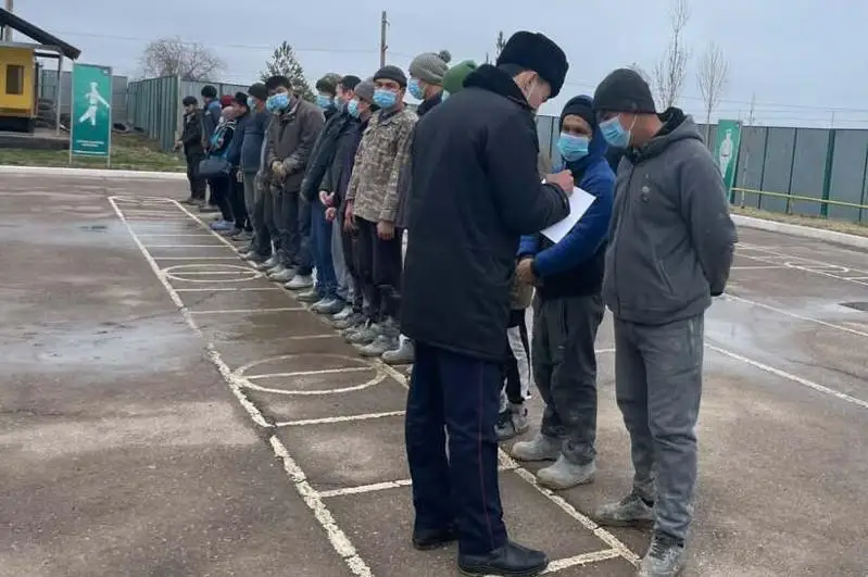Свыше 30 нелегальных мигрантов выявили в Сарыагаше