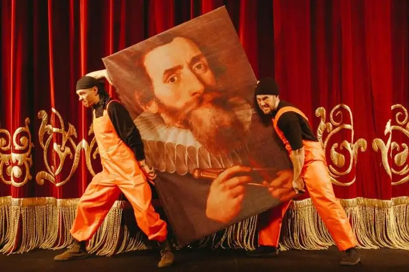 Карагандинский актёр завоевал три призовых места в международном конкурсе «Театр в фотообъективе»