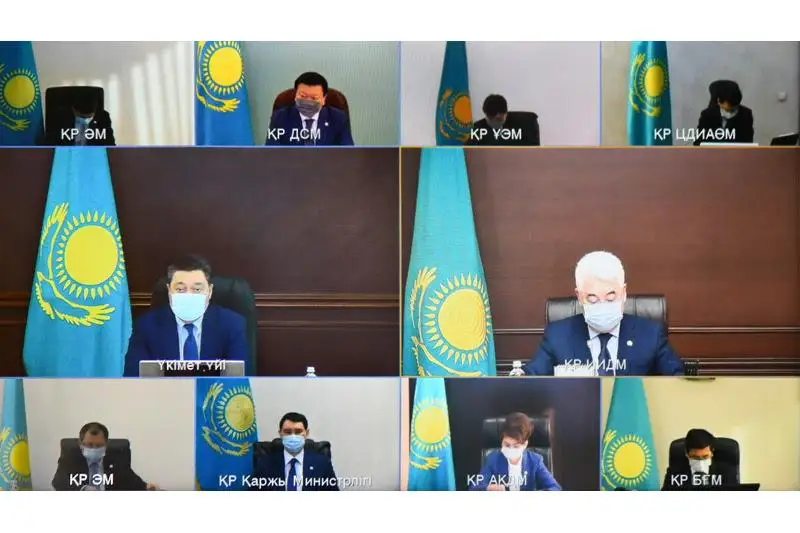 Необходимо обеспечить динамику развития обрабатывающей промышленности — Аскар Мамин