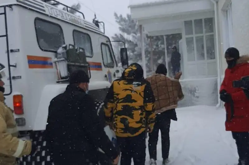 В ДЧС Жамбылской области создали оперативный штаб по спасению людей на заснеженных трассах