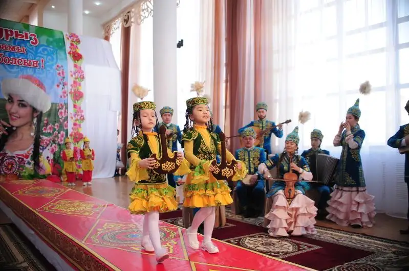 Көрісу күні: Показ национальных костюмов прошел в Акмолинской области
