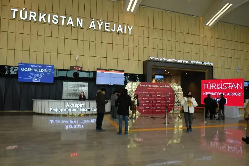Eki avıakompanııa Túrkistanǵa ushýdan bas tartty