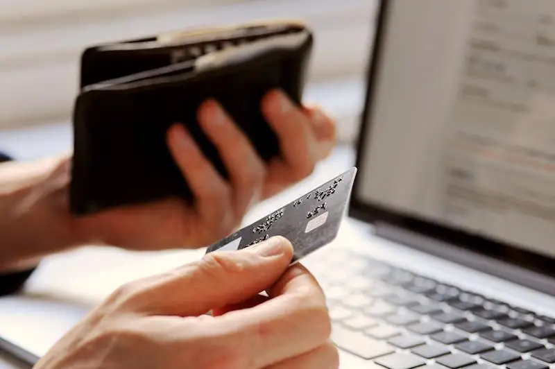 Пересмотреть процедуру выдачи онлайн-кредитов предлагает мажилисмен