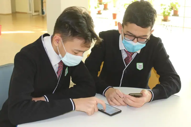 Школьники открыли онлайн-библиотеку в Атырау