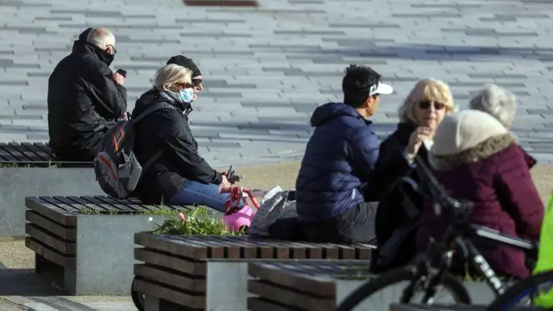 Коронавирус в мире: Украина отменяет жесткий локдаун, Британия вводит «гостиничный» карантин