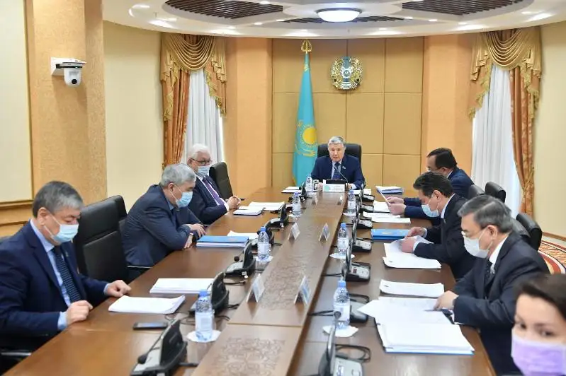 Госорганы отчитались перед сенаторами о ходе исполнения рекомендаций парламентских слушаний