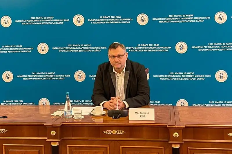 Казахстан начинает новую эру – пять политических партий прошли регистрацию