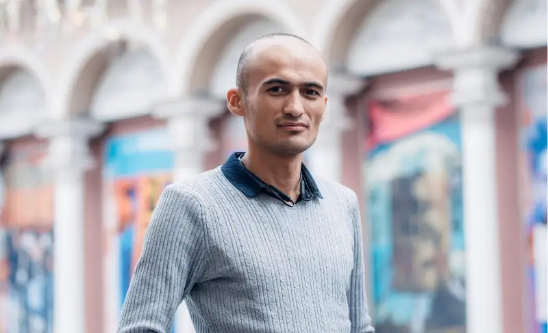 Устами волонтера: Латиф Парпиев о работе, жизни и помощи детям