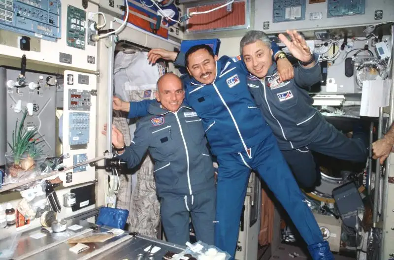 20 лет назад началась эра космического туризма