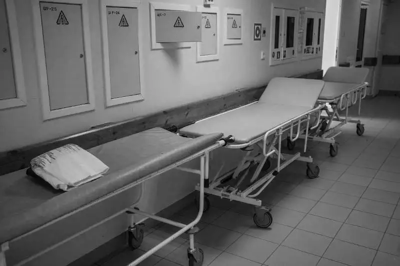 Пневмония с признаками коронавируса: 96 заболевших, два летальных исхода за сутки