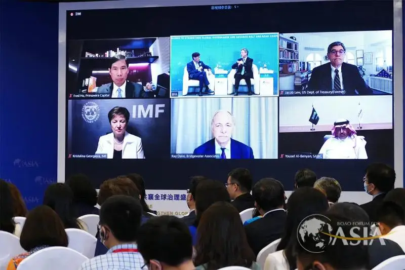 Правительства должны наращивать госинвестиции в цифровые навыки и инфраструктуру – директор МВФ