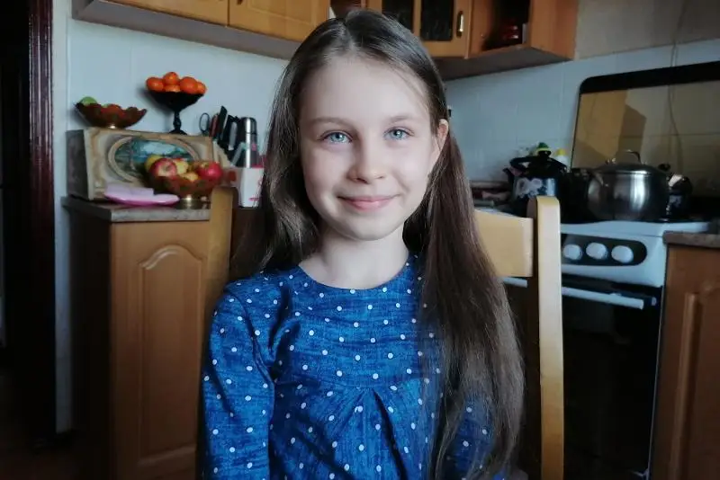 Восьмилетняя Оля Лукьянова: как второклассница стала актрисой акмолинского театра