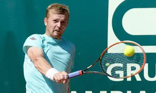 Бублик и Голубев сенсационно обыграли лидеров мирового рейтинга на Australian Open