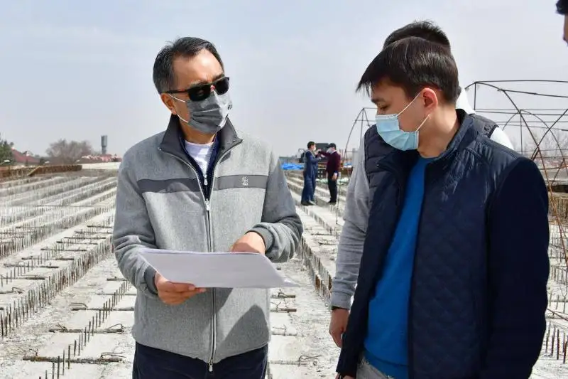 Аким Алматы ознакомился с пробивкой проспекта Абая