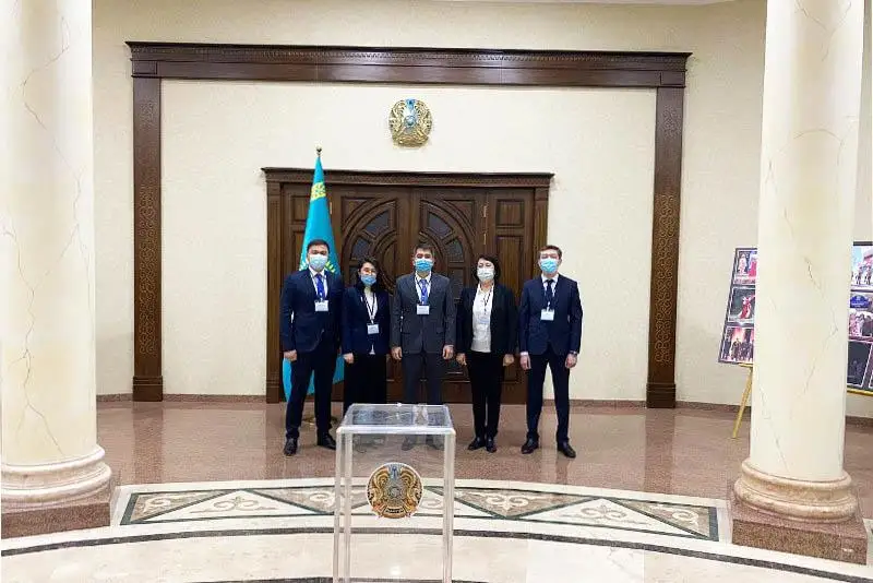 В Ташкенте проходит голосование на выборах в Мажилис Парламента РК