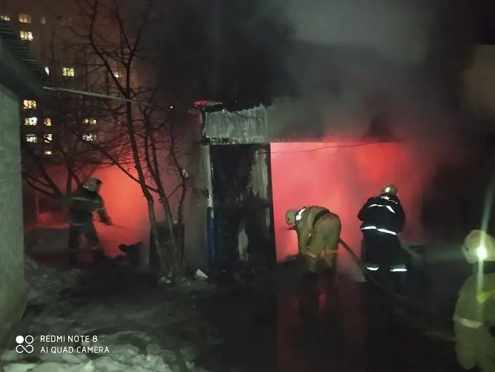 Гараж и автомобиль сгорели в Актобе