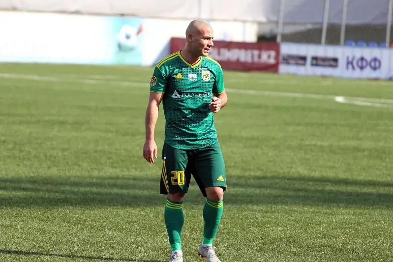 Fýtbol: «Tobyl» oıynshysy Frantsııa chempıonatyna aýysty