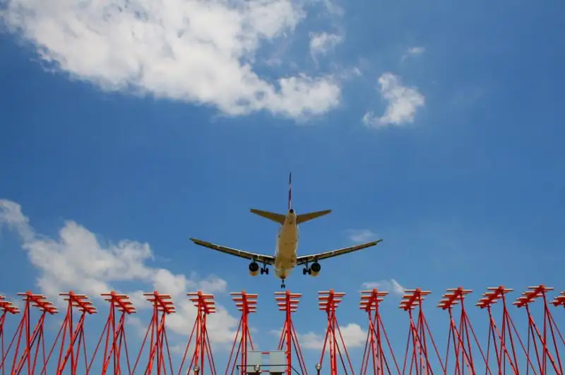 Грузия отменит запрет на регулярное авиасообщение с 1 февраля