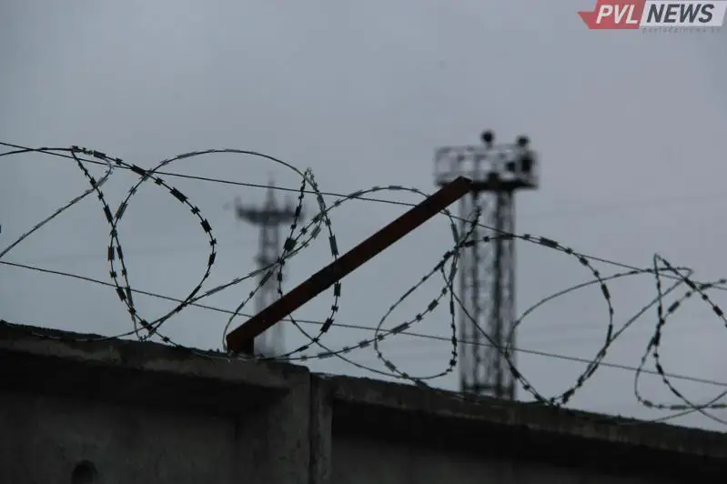 Растлитель малолетних из Аксу будет сидеть пожизненно