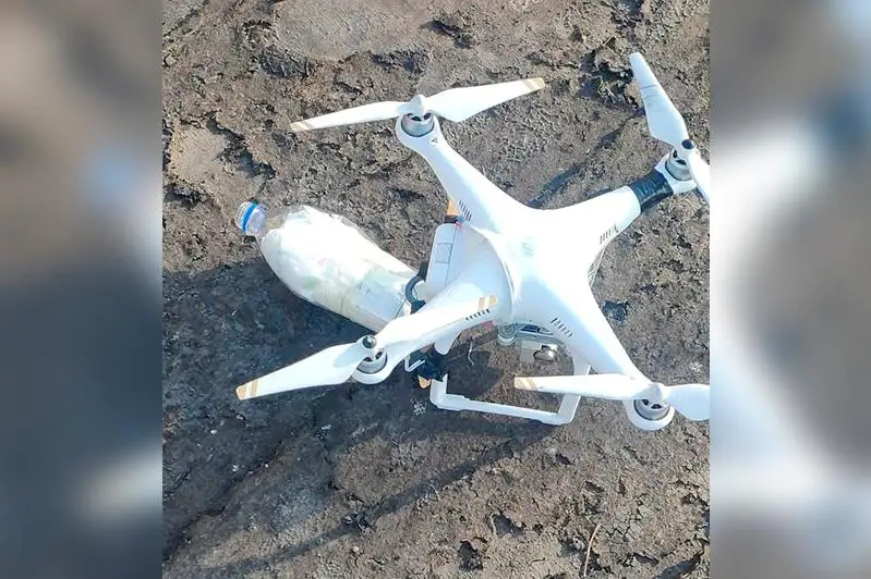 Дрон со смартфонами перехватили сотрудники колонии в Жамбылской области