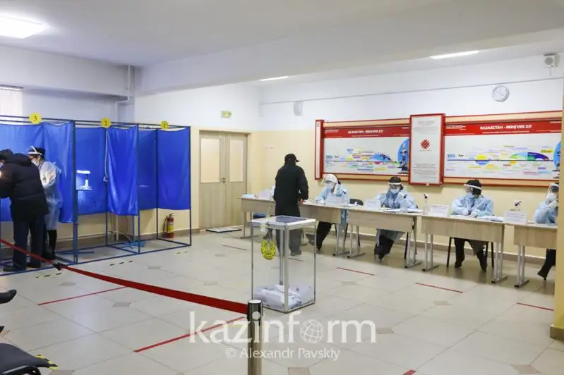 Известные ученые проголосовали в Алматы