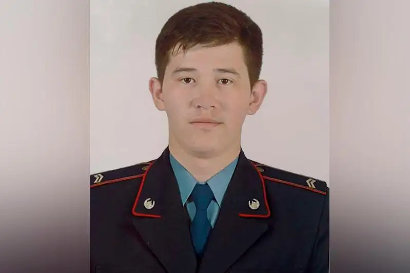 Хочу быть полезным обществу - сержант юстиции рассказал о спасении людей из горящей квартиры