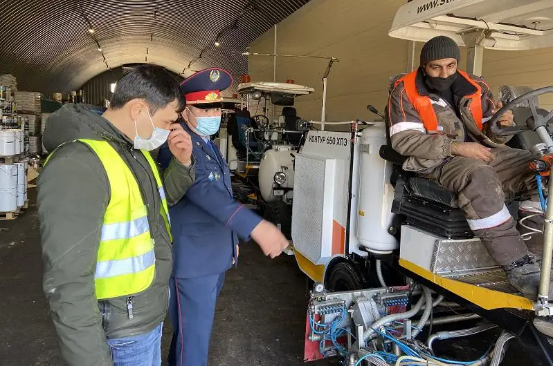 Восемь руководителей подрядных организаций наказаны за плохую дорожную разметку в столице