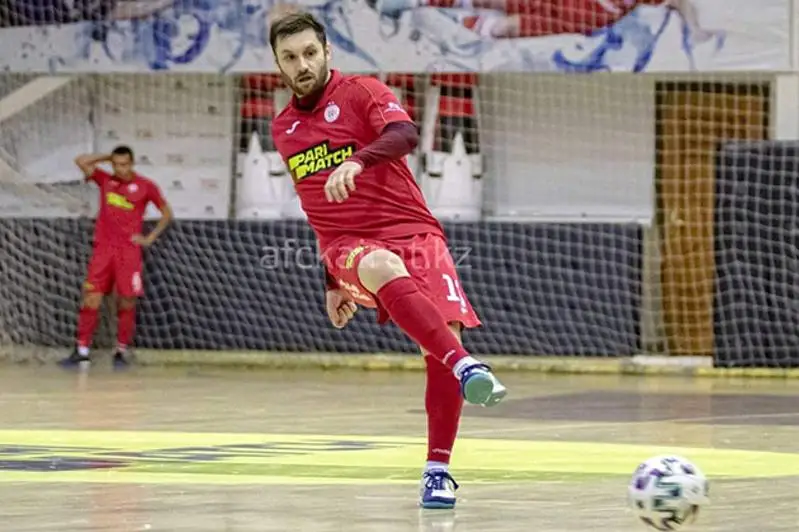 «Кайрат» пропустил три гола в первом матче Лиги Чемпионов