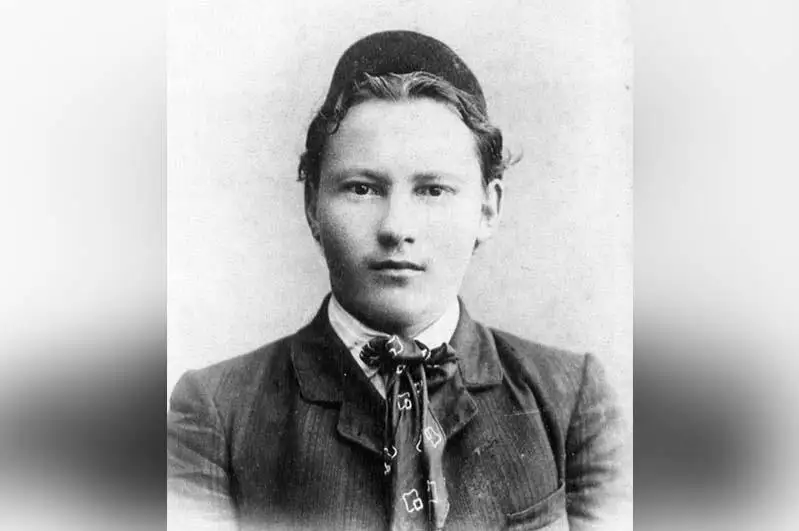 Творчество длиною в жизнь: 135 лет со дня рождения великого татарского поэта Габдуллы Тукая