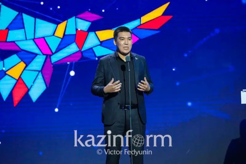 Литературное агентство планирует открыть победитель проекта «100 новых лиц»