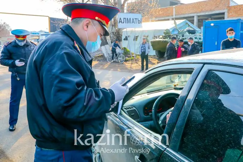 Дневные блокпосты выставили в одном из районов Алматинской области
