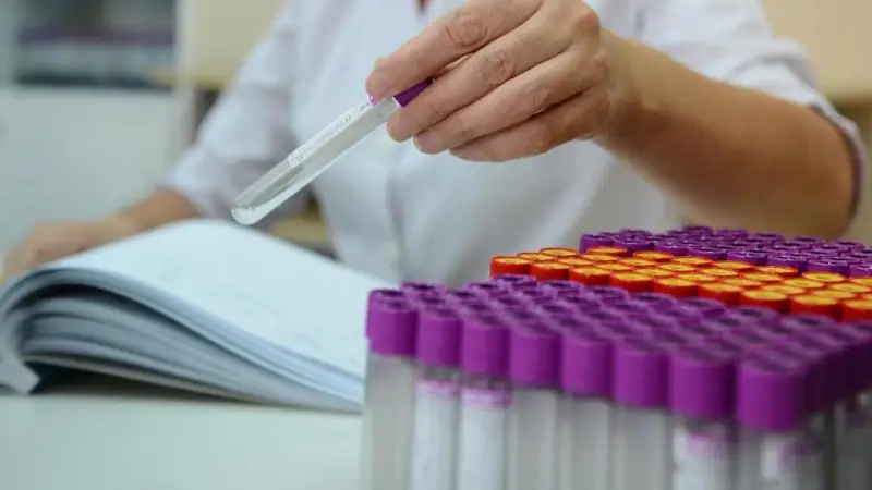 Число инфицированных коронавирусом снизилось в Атырауской области