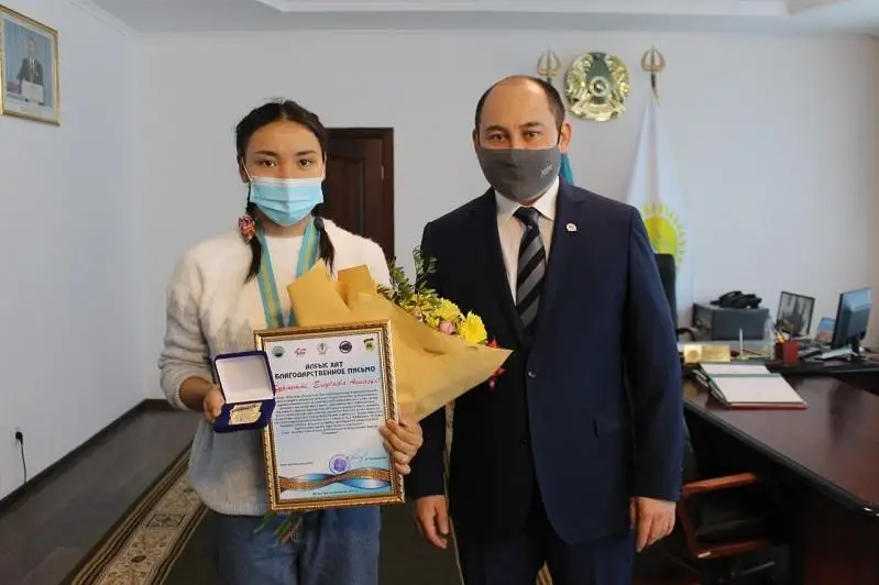 Девушка-боксер из ВКО завоевала путевку на чемпионат мира