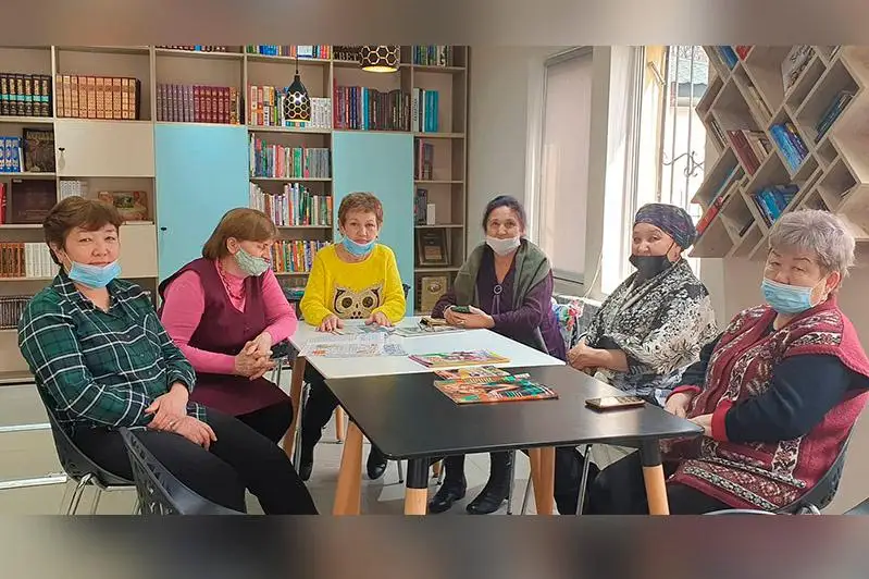 Литературный час для постоянных читательниц  организовали  в Алматы