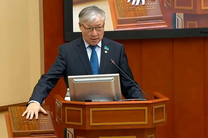 Ряд депутатов принес присягу в Мажилисе