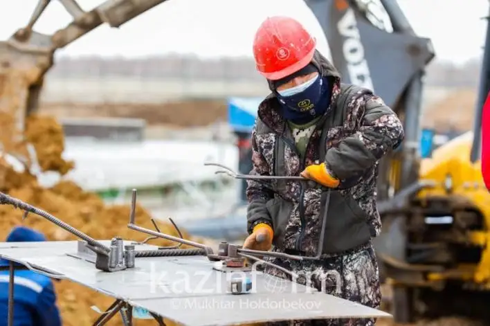 Четыре сельских клуба построят в одном из районов Атырауской области