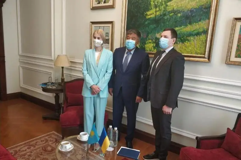 Назначен новый почетный консул Казахстана в Украине
