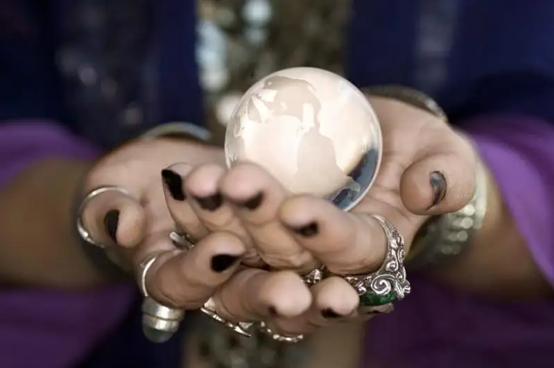 Снятие сглаза обошлось 80-летней акмолинке в 1,5 миллиона тенге