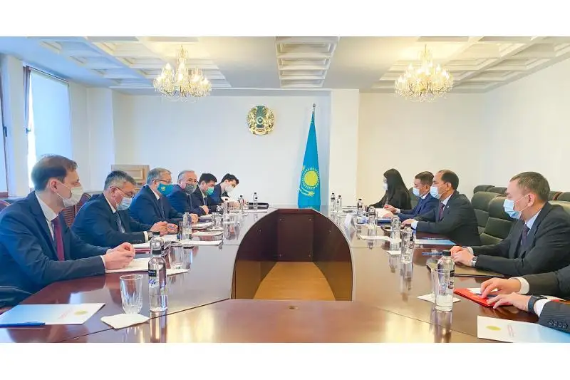 Казахстан и Кыргызстан провели межмидовские консультации