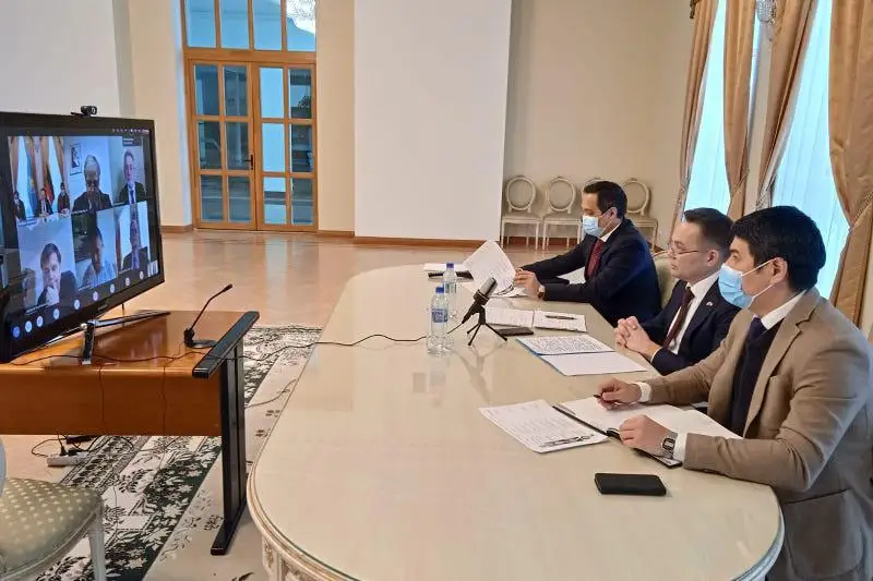 Lıtvada Qazaqstan Prezıdenti reformalarynyń úshinshi paketi talqylandy