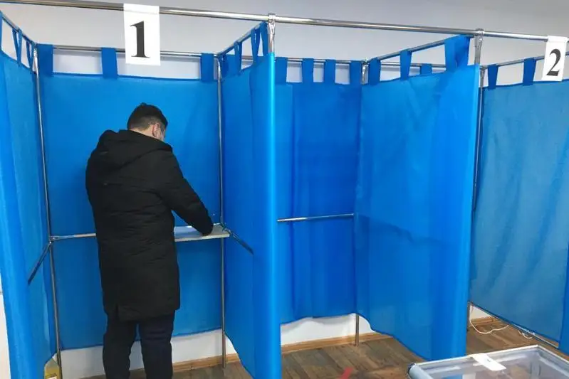 Избирательный участок работает в следственном изоляторе в СКО