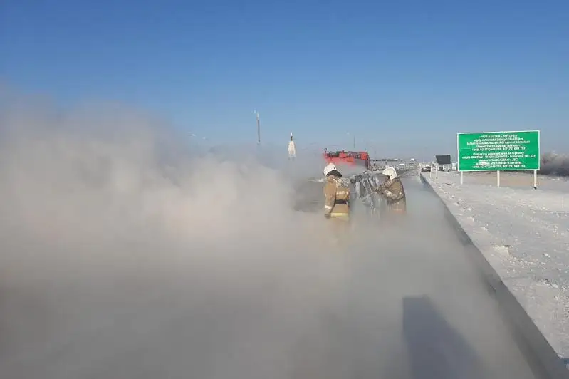 О правилах безопасности при отогреве автомобилей рассказали столичные спасатели