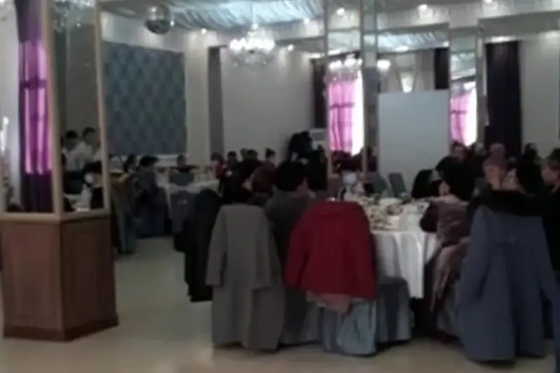Saıramda 50 jyldyq mereıtoıǵa jınalǵandar úıdi-úıine qaıtaryldy
