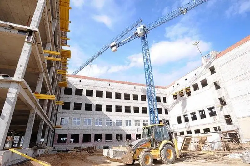 Три школы и две больницы построят в Жылыойском районе Атырауской области