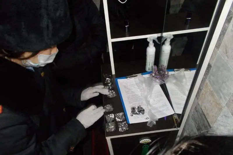 17 свертков героина изъяли у житикаринца