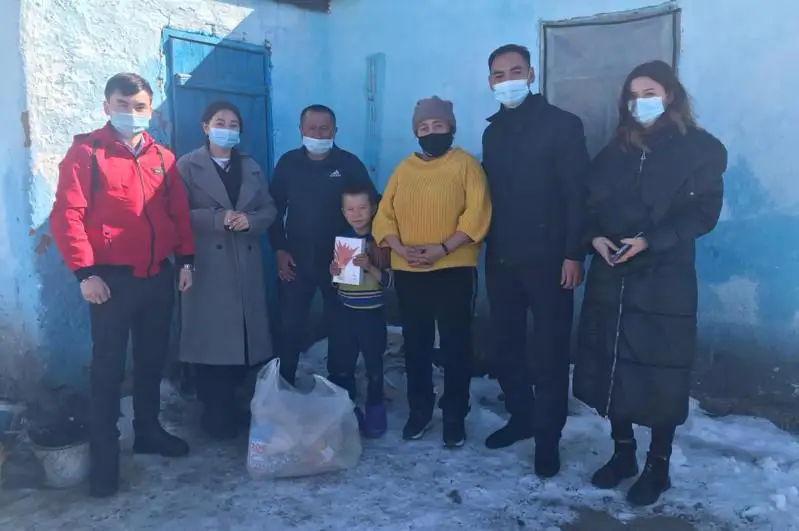 30 добрых дел: талдыкорганские семьи получили продуктовые наборы